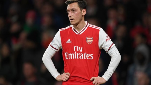 Mesut Oezil: Từ người hùng tới ‘số 0’ ở Arsenal