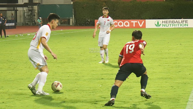 Việt Nam vs Lào, ket qua bong da, ket qua bong da hom nay, kết quả Việt Nam vs Lào, Việt Nam 2-0 Lào, chấm điểm đội tuyển VIệt Nam, Công Phượng, Hoàng Đức, Văn Đức