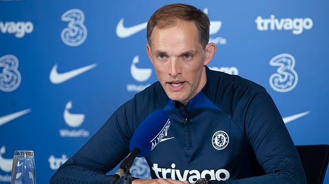 Thomas Tuchel nói gì khi chủ tịch Chelsea bị chỉ trích vì chuyển nhượng?