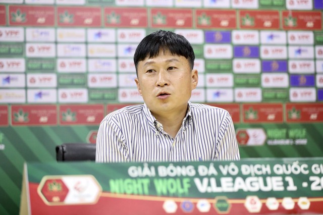 Văn Quyết, Quang Hải, Hà Nội FC, Vleague, park hang seo, bxh vleague, lịch thi đấu vleague, dtvn, aff cup, kết quả bóng đá, lịch thi đấu bóng đá hôm nay, vff