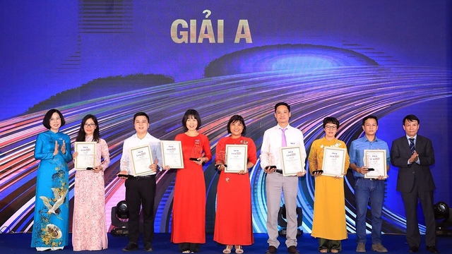 Giải thưởng Báo chí Thông tấn xã Việt Nam 2021: Ghi nhận, tôn vinh những cống hiến của người làm báo thông tấn