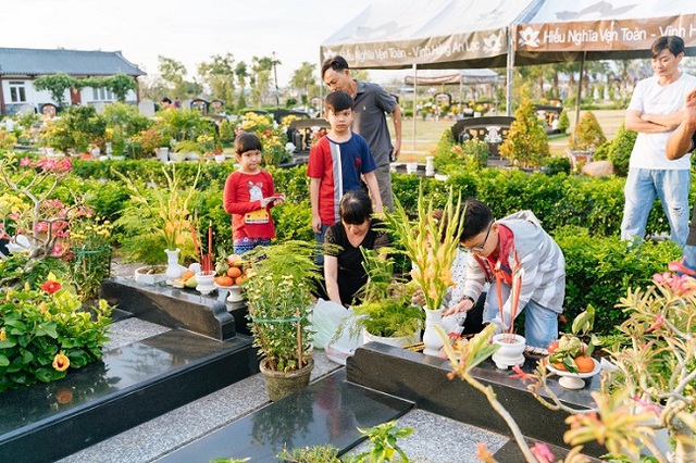 Bài cúng tảo mộ, Tảo mộ, Lễ tảo mộ, văn khấn tảo mộ, bài khấn tảo mộ, khấn tảo mộ, Tảo mộ cuối năm, tảo mộ trước tết, Tảo mộ ngày Tết, Tảo mộ ngày nào, tảo mộ tết, Tao mo