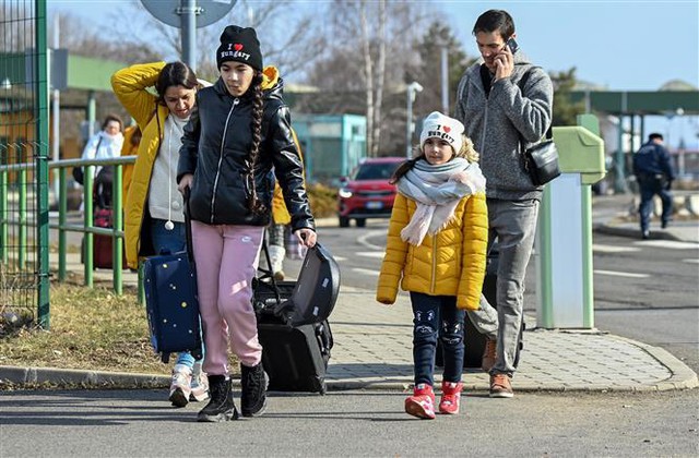 Tình hình Ukraine, Quan hệ Nga Ukraine, Căng thẳng Nga Ukraine, Donetsk và Lugansk, căng thẳng Nga Mỹ, Nga và NATO, quốc phòng nga, tình trạng khẩn cấp ở Ukraine