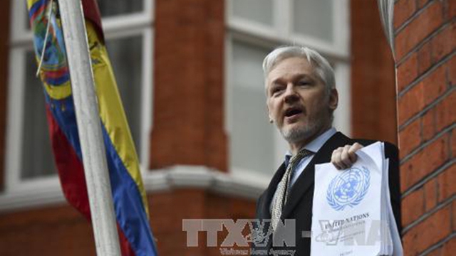 Vụ bắt nhà sáng lập WikiLeaks: Ông Julian Assange bị tuyên án tù giam