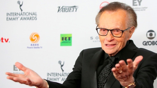 'Vua truyền hình' Mỹ Larry King phải nhập viện điều trị Covid-19