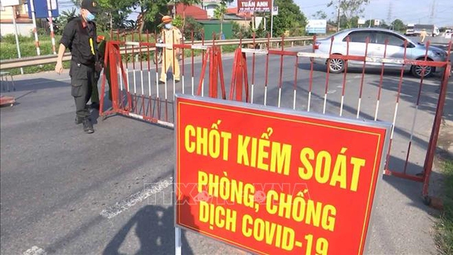 Hà Nội: Nên chuẩn bị giấy tờ cần thiết để qua các chốt kiểm dịch được thuận lợi