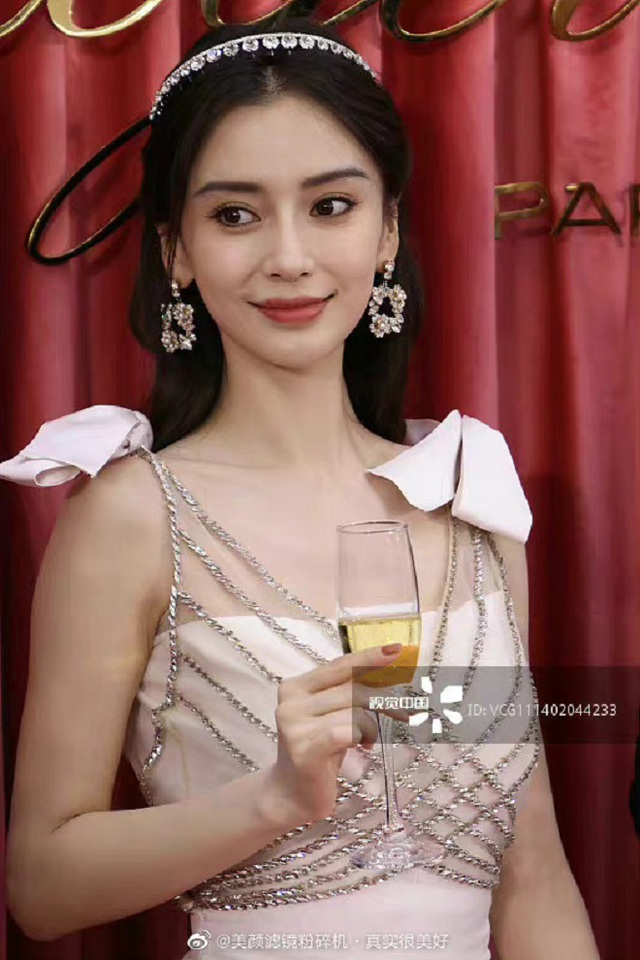 Angelababy, Dương Dĩnh, huỳnh hiểu minh, angelababy thái từ khôn, angelababy ly hôn, angelababy phim mới, angelababy roger vivier, dương dĩnh phim, angelababy ảnh đẹp