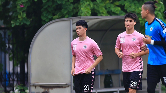 Đình Trọng, Duy Mạnh tập luyện trở lại với Hà Nội FC