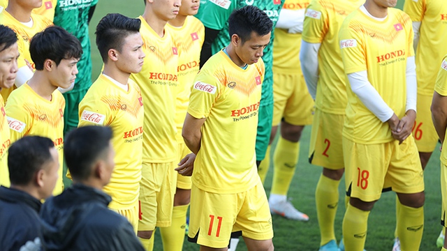 Văn Quyết mất áo số 10 ở tuyển Việt Nam