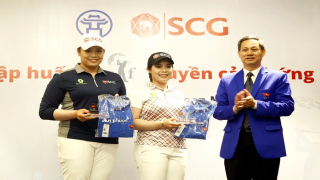 2 ngôi sao golf Thái Lan truyền cảm hứng ở Việt Nam