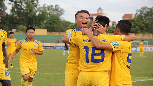 SLNA 2-0 SHB Đà Nẵng: Vùi dập đối thủ, ĐKVĐ ngạo nghễ vào bán kết