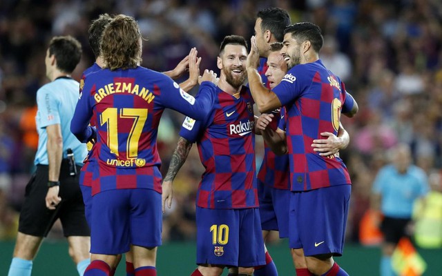 Những thước phim ĐẮT GIÁ của Barcelona trong chiến thắng 4-0 trước Sevilla