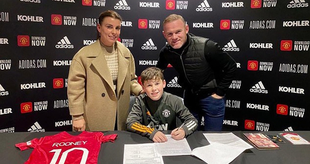 MU, Tin tức MU, Chuyển nhượng MU, Con trai Rooney, Con trai Rooney gia nhập MU, tin bóng đá MU, Wayne Rooney, MU ký hợp đồng với con trai Rooney, Tin tức chuyển nhượng