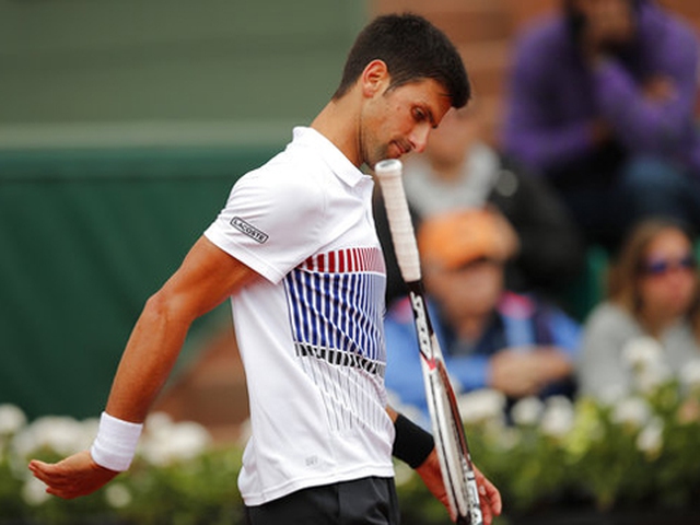 Novak Djokovic bị cáo buộc 'buông' trong trận thua Dominic Thiem