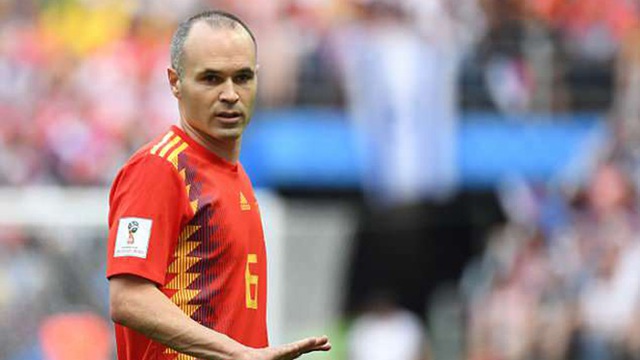 Iniesta giã từ sự nghiệp quốc tế: Tiki-taka của Tây Ban Nha đã 'chết'