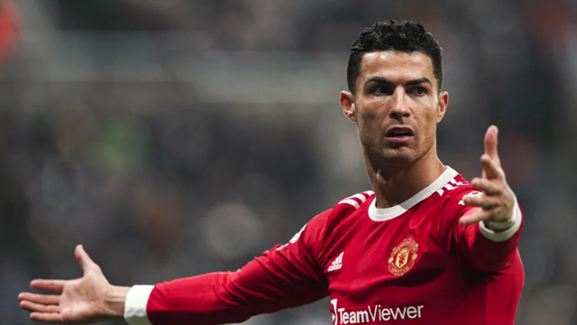 Tin MU 15/1: MU chốt mục tiêu thay Pogba. Ronaldo không được trao băng đội trưởng