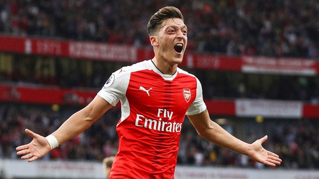 CẬP NHẬT tối 22/1: Mất Sanchez, Arsenal 'trói' Oezil. U23 Việt Nam được hứa thưởng lớn