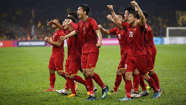Tuyển Việt Nam thăng hạng, đồng đội Xuân Trường làm đội trưởng U23 Thái Lan