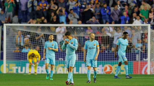 Video clip highlights bàn thắng Levante 5-4 Barcelona: Coutinho lập hat-trick, Barca vẫn tan mộng bất bại