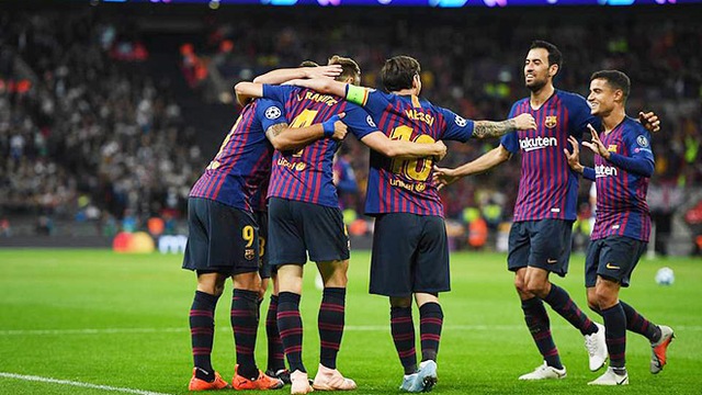 VIDEO Tottenham 2-4 Barcelona: Messi lập cú đúp, đá một trận siêu hạng