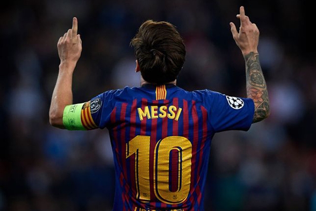 Messi, Barca, Tottenham vs Barcelona, Lamela đổi áo Messi, Messi lập cú đúp, đổi áo, kết quả Tottenham vs Barca, Lionel Messi, Lamela, Barcelona, Tottenham