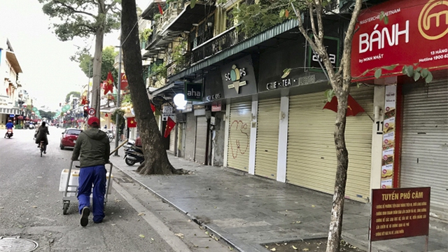 Hà Nội tạm dừng hoạt động quán ăn, uống đường phố, trà đá, cà phê vỉa hè