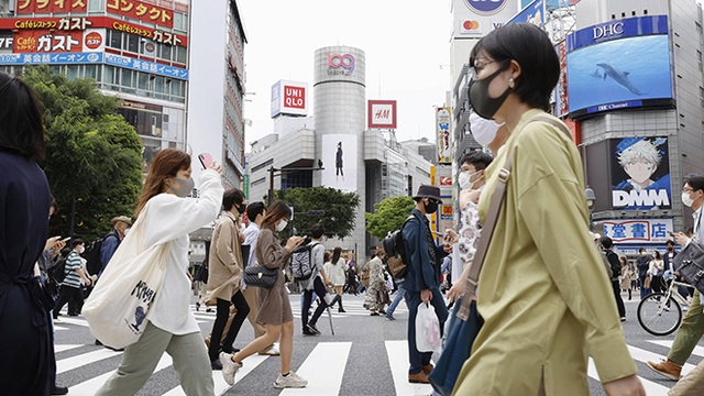 Nhật Bản lần đầu ghi nhận hơn 20.000 ca mắc mới một ngày