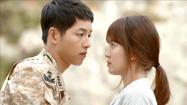 Song Joong Ki - Song Hye Kyo kết hôn: Những hình ảnh ngọt như kẹo từ phim ra đời 