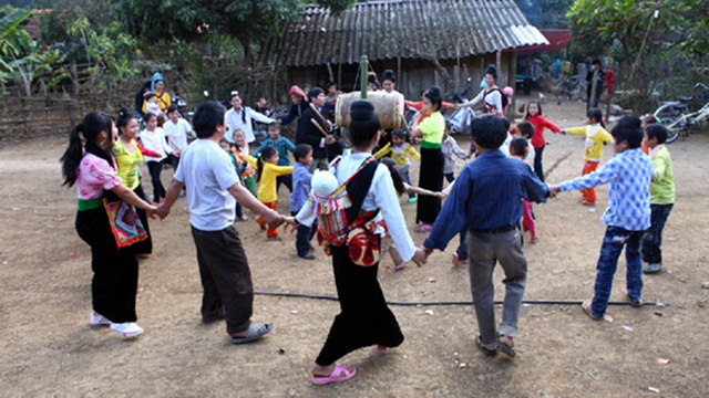 Xòe Thái. Nghệ thuật Xòe Thái. Di sản Văn hóa phi vật thể. UNESCO. Di sản