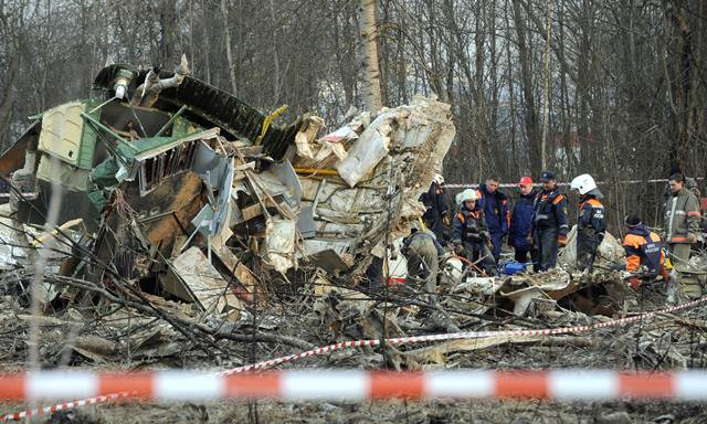 'Mổ' hộp đen vụ nổ máy bay khiến Tổng thống Ba Lan và 95 người tử nạn