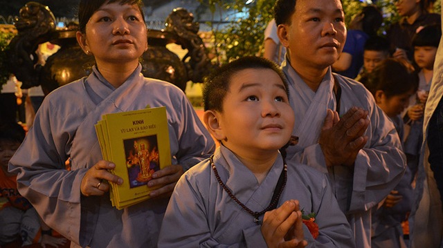 Hà Nội mùa Vu Lan báo hiếu