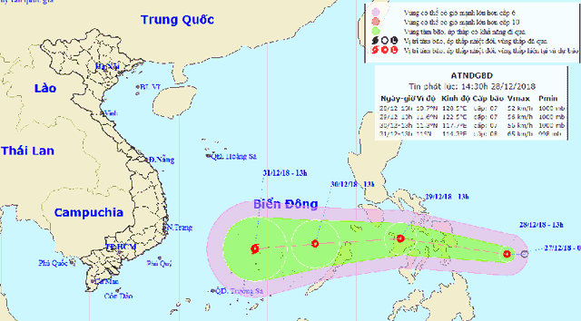 Áp thấp nhiệt đới áp sát Biển Đông, Hà Nội lạnh 9 độ C, vùng núi cao có băng giá, mưa tuyết