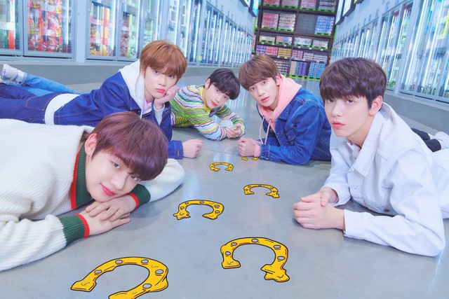 Đàn em BTS TXT tung bộ ảnh long lanh trước thềm album đầu tay