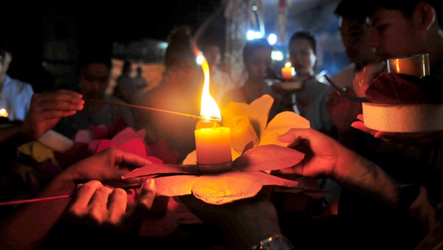 Tháng cô hồn là gì, Tháng cô hồn kiêng gì, Tháng 7 âm lịch, Tháng Bảy âm lịch, Cúng tháng cô hồn ngày nào, Tháng cô hồn 2020, Văn khấn mùng 1, Bài cúng mùng 1, cúng 1/7