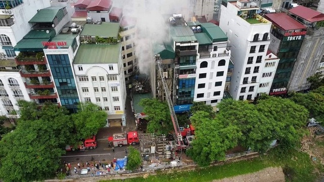 3 chiến sĩ hy sinh khi chữa cháy tại phường Quan Hoa, quận Cầu Giấy, Hà Nội