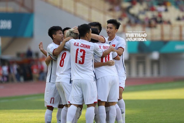 ĐIỂM NHẤN U23 Việt Nam 1-0 U23 Nhật Bản: Hàng thủ quá hay. Quang Hải lại tỏa sáng