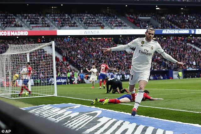 VIDEO Atletico 1-3 Real Madrid: Casemiro lập 'siêu phẩm', Bale có bàn thứ 100