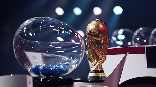 Bốc thăm chia bảng World Cup: Tây Ban Nha đụng Đức, Anh dễ thở, Bồ Đào Nha gặp khó