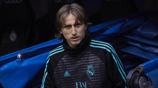 Luka Modric quyết định ở lại Real Madrid, nhận lương khủng như Ramos