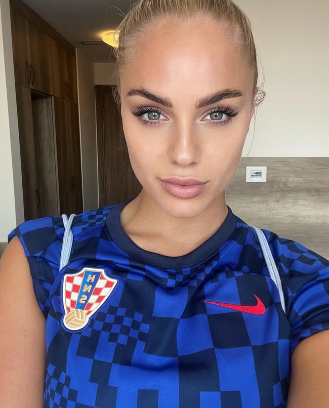 Nữ cầu thủ người Croatia đang chơi cho CLB Grasshoppers Women ở Thụy Sĩ.