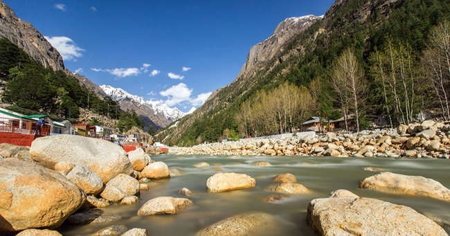 Sông băng Gangotri tan chảy ảnh hưởng đến bản sắc Hindu và đời sống người dân Ấn Độ - Ảnh 1.