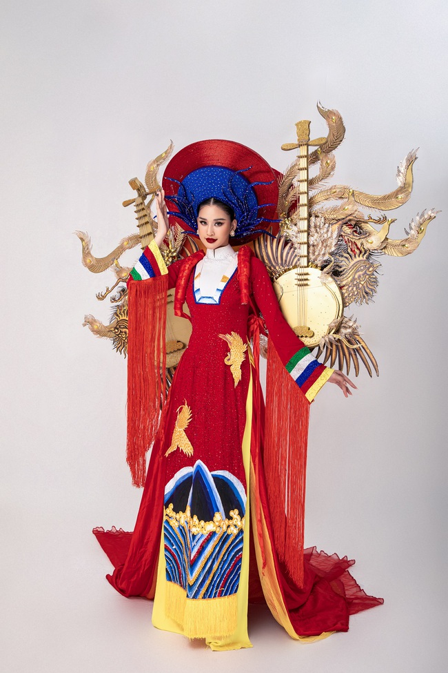 ‘Nhã nhạc’ trang phục dân tộc ấn tượng Nguyễn Nga mang đến Hoa hậu Du lịch Quốc tế 2022  - Ảnh 5.
