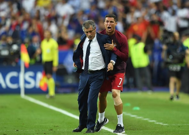 Đội tuyển Bồ Đào Nha: Giữa những hoài nghi về Ronaldo - Ảnh 1.
