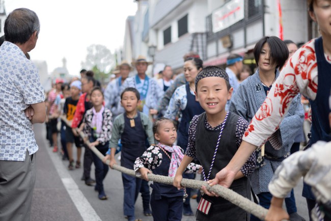 Tại sao trẻ em Nhật không bao giờ bị bố mẹ quát mắng ở nơi công cộng: Phương pháp giáo dục đỉnh cao khiến cả thế giới ngưỡng mộ - Ảnh 3.