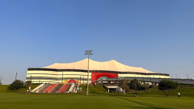 VIDEO Không khí tại sân Al Bayt trước giờ khai mạc World Cup 2022 - Ảnh 3.