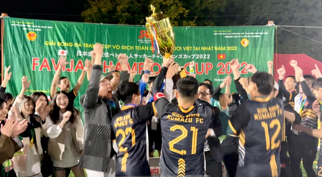 Đỗ Thị Nhâm đánh dấu vai trò là Nhà tài trợ cho Giải Bóng đá &quot;Favija Champions Cup 2022&quot; - Ảnh 8.