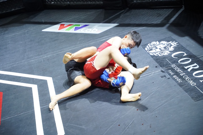 Hai nữ võ sĩ Thái Nguyên ứng cử viên sáng giá chức vô địch MMA nữ đầu tiên của Việt Nam - Ảnh 2.