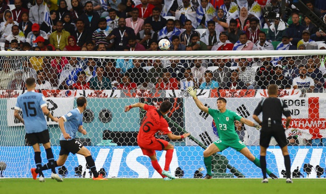 Kết quả bóng đá Uruguay 0–0 Hàn Quốc: Xà ngang và cột dọc cứu thua cho Hàn Quốc - Ảnh 1.