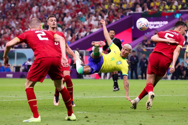 Kết quả bóng đá Brazil 2-0 Serbia: Richarlison tỏa sáng lập cú đúp - Ảnh 1.