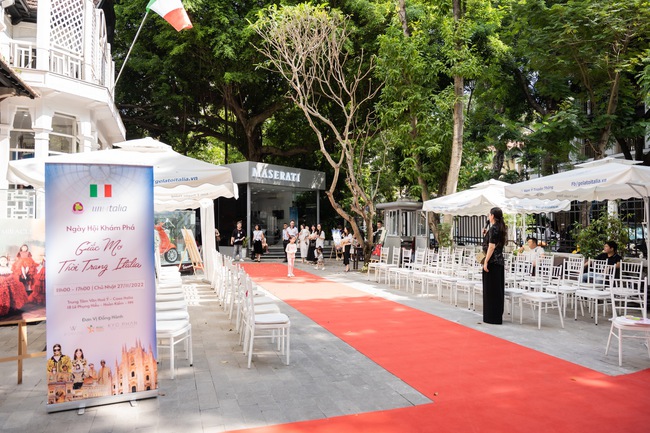 Đại sứ quán Ý kết hợp cùng thương hiệu Ó Princess tổ chức Ngày hội Khám phá Thời trang - Ảnh 2.